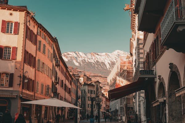 Recherche d'emploi en suisse : astuces pour se démarquer !